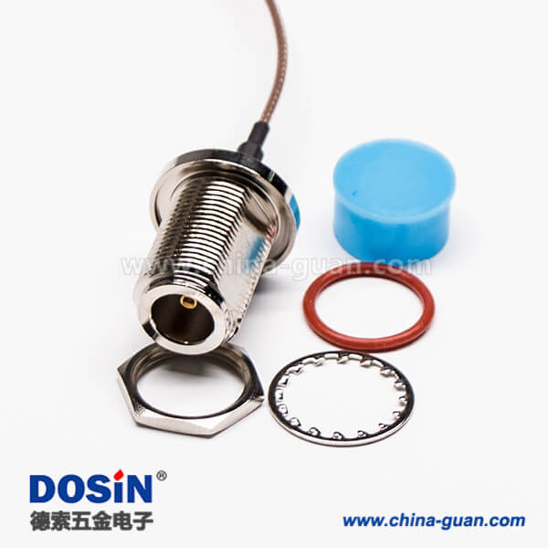 14-4 N射频同轴线直式180度母头穿墙式防水