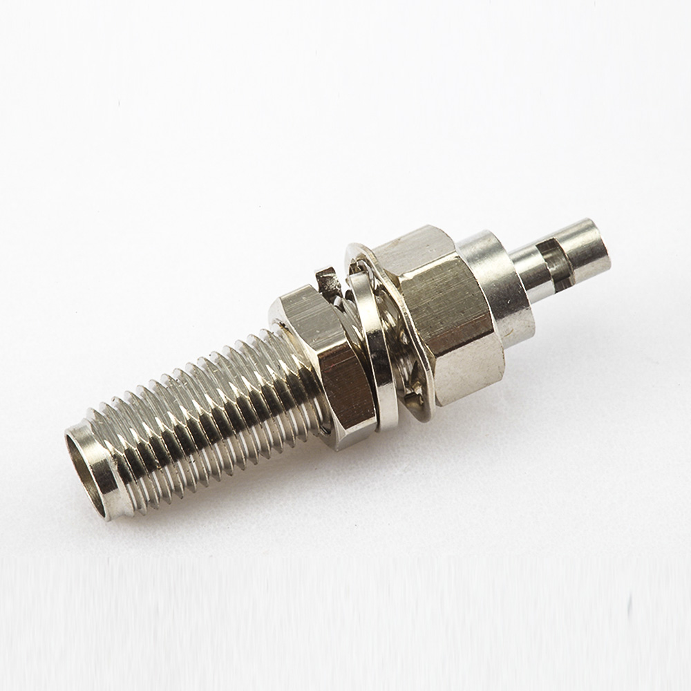 226(8) SMA接线RG178 / 1.37mm / 1.45mm连接器母头直式前锁穿墙开天窗焊接式