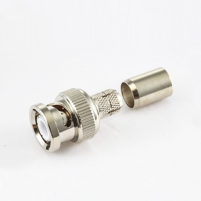 325(10) 用于RG213的BNC连接器用于RG213/SYV50-7的直接线压接