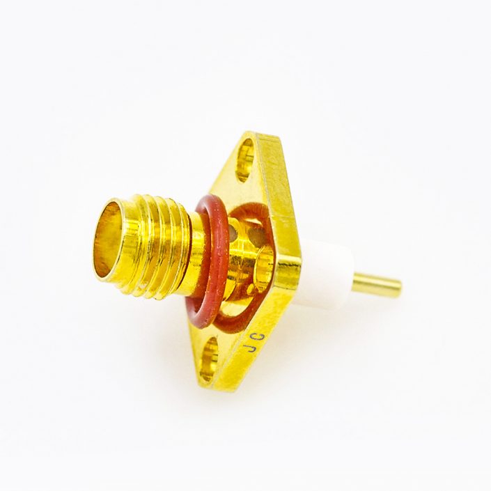 36(8) SMA连接器防水母头直式4孔法兰焊板用于PCB安装