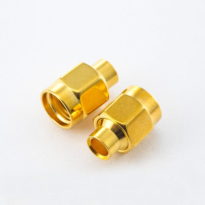 487(7) 焊接型SMA接线连接器公头用于半柔/半刚性-3电缆