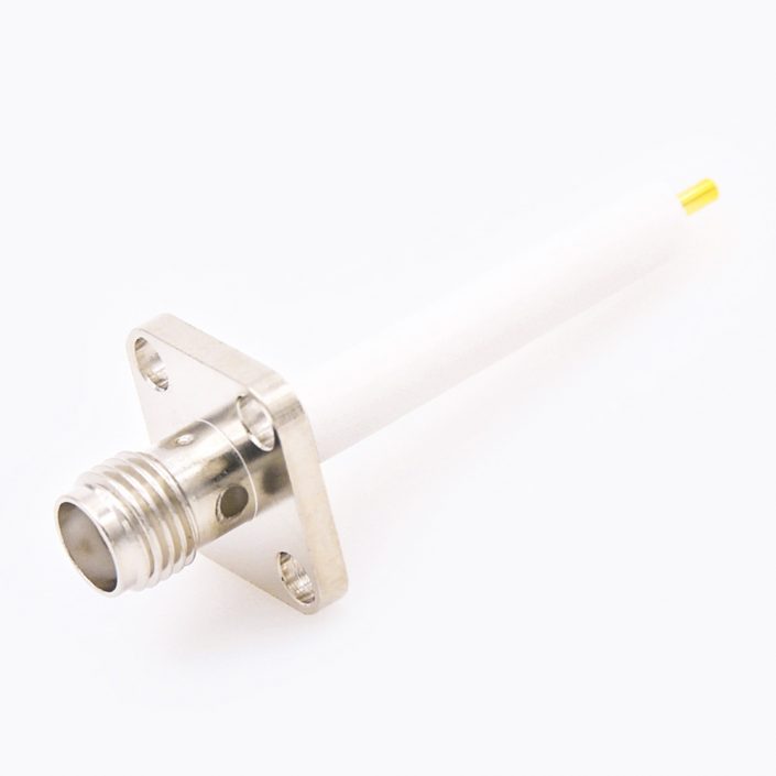 69(7) SMA面板连接器母头直式焊板用于PCB安装4孔法兰