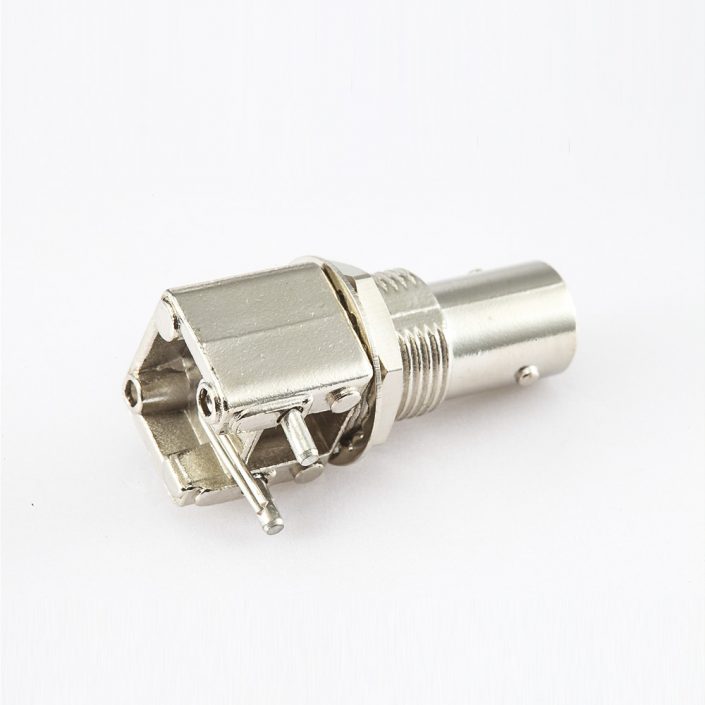 EB-001-0458 面板安装前锁穿墙BNC连接器母弯式PCB插孔50Ω