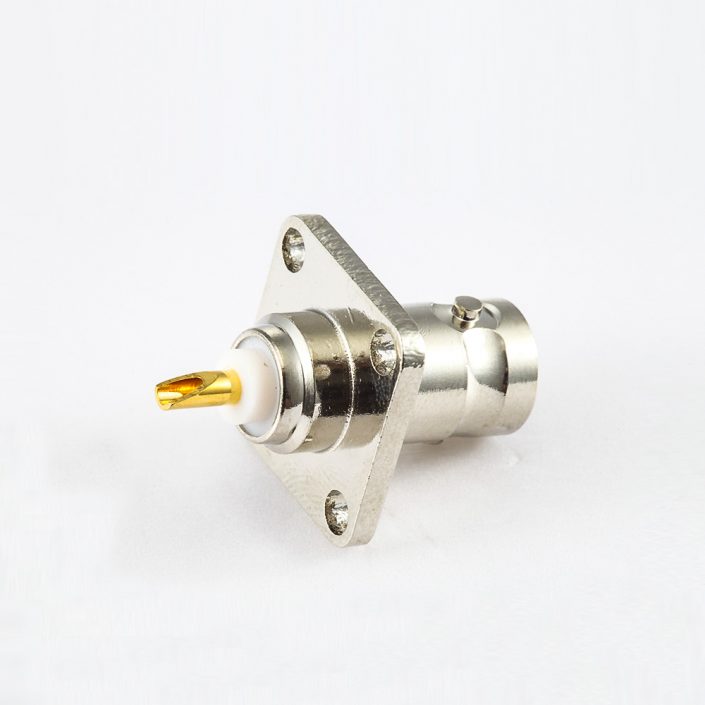 EB-001-0547 焊杯型BNC连接器接线公头180度面板50ohm带4孔法兰