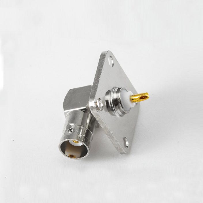 EB-001-0551 BNC连接器接线焊接母头弯式面板安装4孔法兰