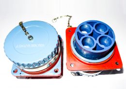 4芯圆形电连接器JL母插座直式面板安装焊接带防尘盖卡扣连接接线牵引连接器