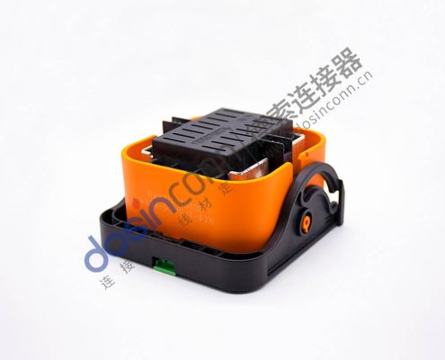MSD-connector-018